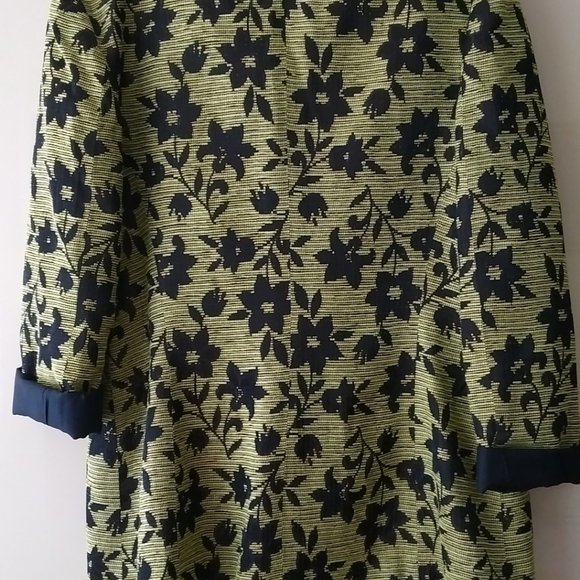 Jacket - Picture 2 of 4